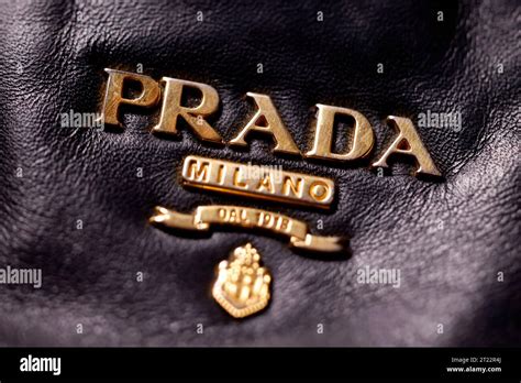 köln prada schuhe|Prada in der nähe.